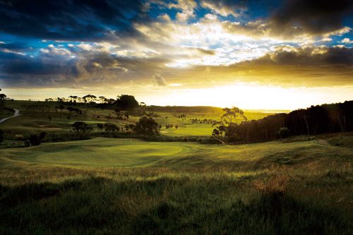 新西兰整个国家就像一个高尔夫球场，清新，自然，和谐。